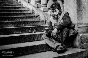 Prague- beggar - © stefan migalski